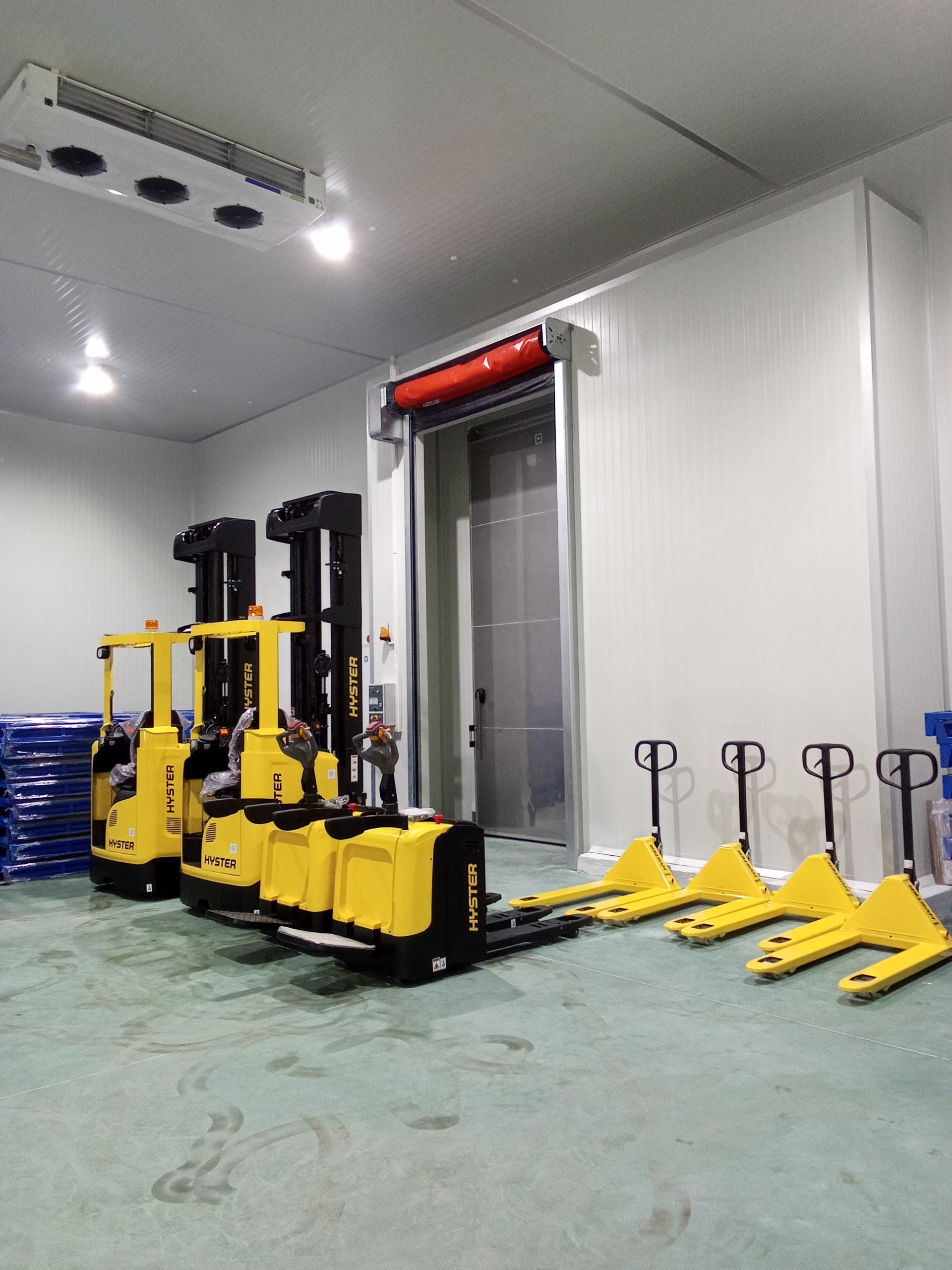 thuê xe nâng, cho thuê xe nâng, xe nâng Hyster, xe nâng chính hãng, xe nâng Hoa Kỳ, xe nâng Mỹ, thương hiệu độc quyền