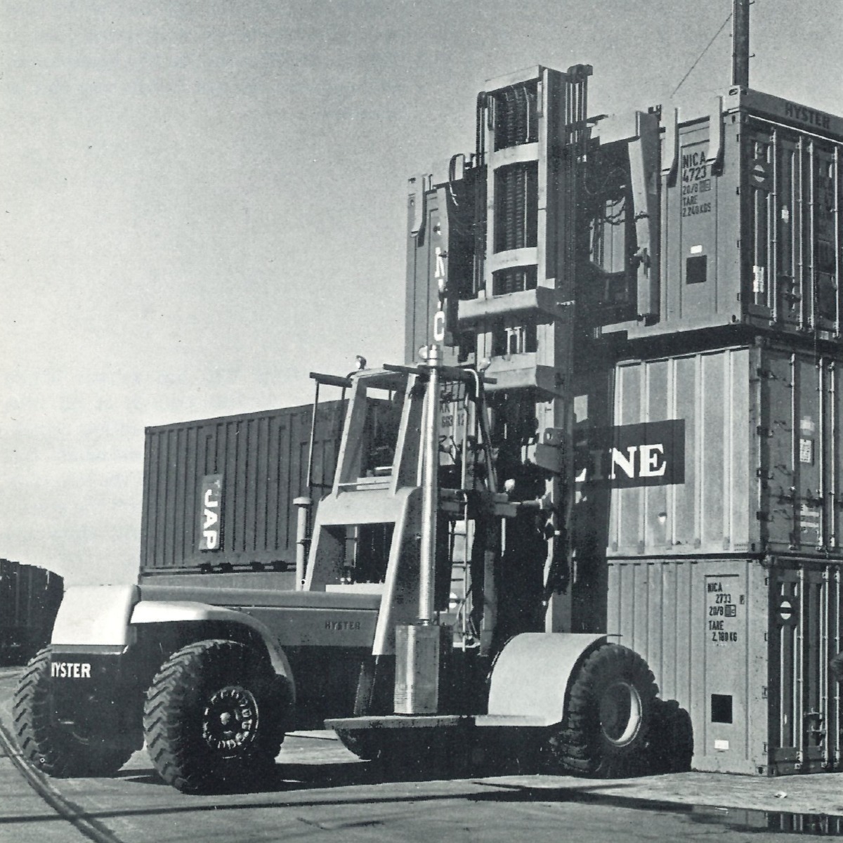 Những mẫu xe nâng công Hyster đầu tiên