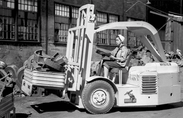 Hyster: Từ tiếng hô nơi công trường xẻ gỗ đến một trong những biểu tượng công nghiệp xe nâng hạ toàn cầu