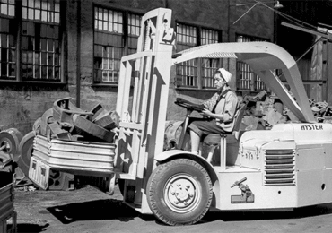 Hyster: Từ tiếng hô nơi công trường xẻ gỗ đến một trong những biểu tượng công nghiệp xe nâng hạ toàn cầu