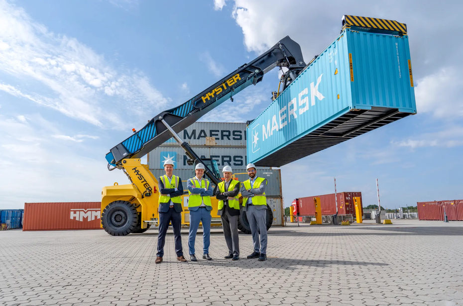 Xe nâng container điện Hyster